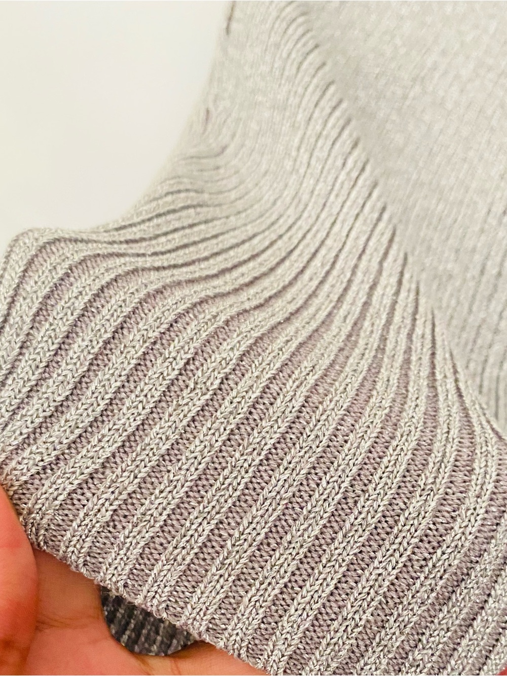 Silver shimmery Ribbed Camisole/Tank Top (cropped) - Picture 5 of 7